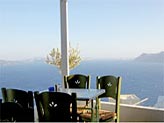 Restaurant à Santorin avec vue sur la Caldeira